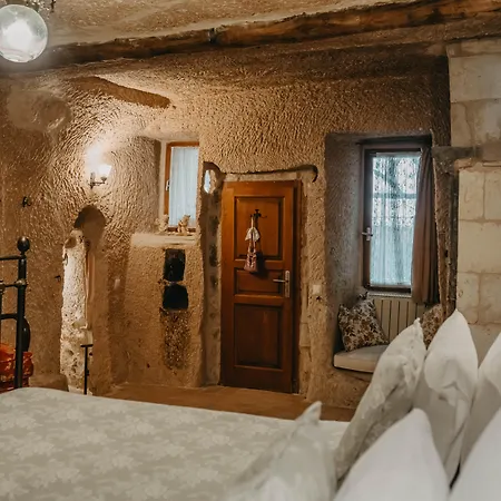 Melekler Evi Cave Hotel