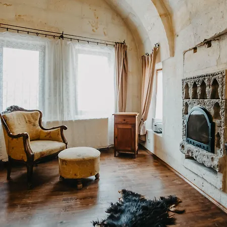 Melekler Evi Cave Ürgüp