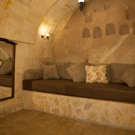 Melekler Evi Cave Ürgüp