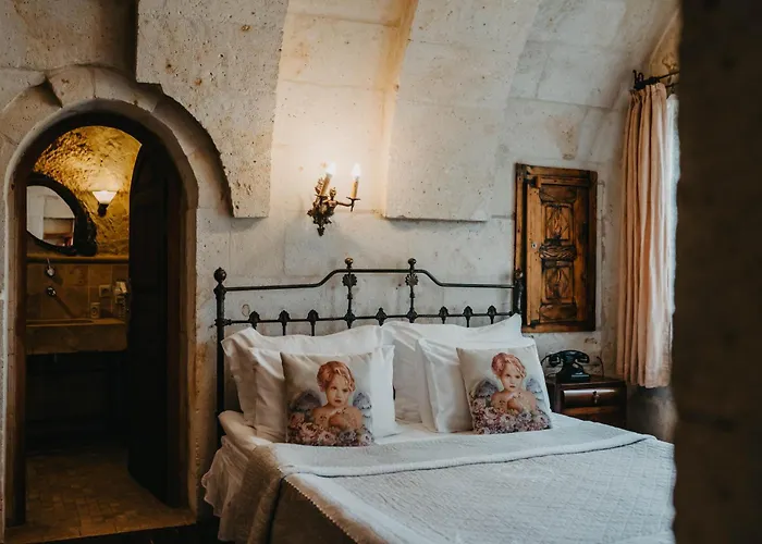 Melekler Evi Cave 3* אורגופ