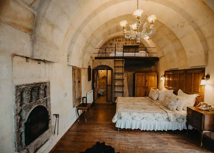 Melekler Evi Cave Hotel